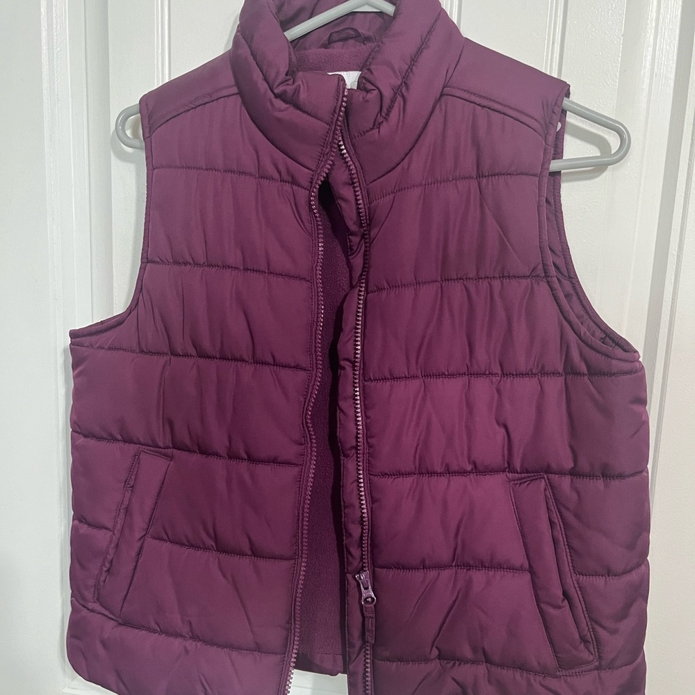 Children’s place Kids Purple Puffer‎ Vest